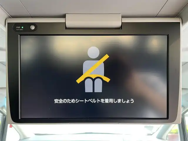 トヨタ アルファード S Cパッケージ 千葉県 2022(令4)年 6.2万km ホワイトパールクリスタルシャイン サンルーフ/黒レザーシート/純正ディスプレイオーディオ/・ナビ/Bluetooth/フルセグTV/純正12.1インチフリップダウンモニター/両後パワースライドドア/パワーバックドア/前席パワーシート/前席シートヒーター/前席シートベンチレーション/トヨタセーフティーセンス/・プリクラッシュセーフティー/・レーンディパーチャーアラート/・パーキングサポートブレーキ/・ロードサインアシスト/アダプティブクルーズコントロール/ステアリングヒーター/スマートキー/前後コーナーセンサー/AC100V100W電源/純正ドライブレコーダー【DRT-H68A】/ビルトインETC/純正18インチアルミホイール/黒木目調パネル/純正LEDヘッドライト/フォグランプ/社外HDMI/サイド＆カーテンエアバッグ/新車時保証書＆取扱説明書