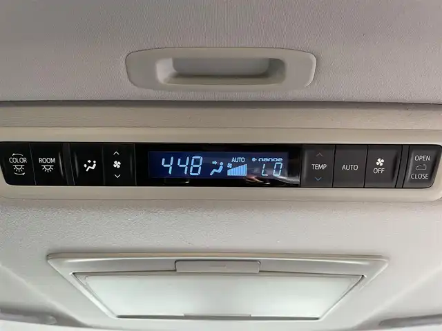 トヨタ アルファード S Cパッケージ 千葉県 2022(令4)年 6.2万km ホワイトパールクリスタルシャイン サンルーフ/黒レザーシート/純正ディスプレイオーディオ/・ナビ/Bluetooth/フルセグTV/純正12.1インチフリップダウンモニター/両後パワースライドドア/パワーバックドア/前席パワーシート/前席シートヒーター/前席シートベンチレーション/トヨタセーフティーセンス/・プリクラッシュセーフティー/・レーンディパーチャーアラート/・パーキングサポートブレーキ/・ロードサインアシスト/アダプティブクルーズコントロール/ステアリングヒーター/スマートキー/前後コーナーセンサー/AC100V100W電源/純正ドライブレコーダー【DRT-H68A】/ビルトインETC/純正18インチアルミホイール/黒木目調パネル/純正LEDヘッドライト/フォグランプ/社外HDMI/サイド＆カーテンエアバッグ/新車時保証書＆取扱説明書
