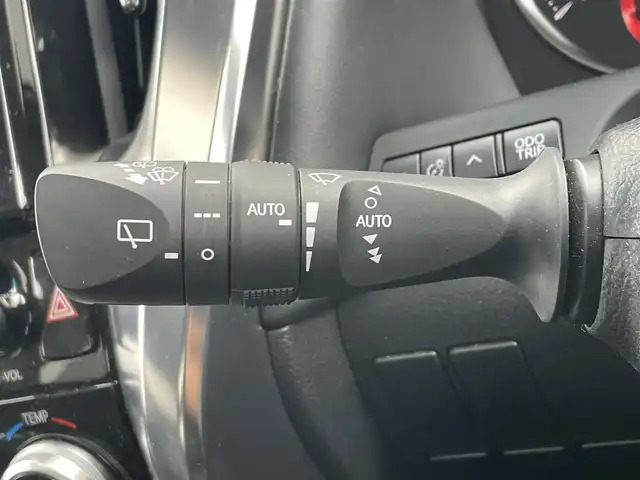 トヨタ アルファード S Cパッケージ 滋賀県 2022(令4)年 6.2万km ホワイトパールクリスタルシャイン 純正ディスプレイオーディオ/(Bluetooth/フルセグ/carplay)/サンルーフ/フリップダウンモニター/トヨタセーフティーセンス/・プリクラッシュセーフティ/・レーダークルーズコントロール/・レーンキープアシスト/・標識認識/・先行車発進告知/・Autoハイビーム/LEDオートライト/レザーシート/パワーシート(D席メモリ付き)/シートヒーター/ベンチレーション/ステアリングヒーター/バックカメラ/両側電動スライドドア/電動リアゲート/電動パーキング/ブレーキホールド/電動格納ミラー/ビルトインETC/USB/スペアキー