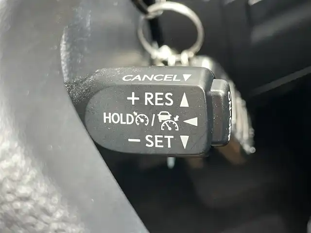 トヨタ アルファード S Cパッケージ 滋賀県 2022(令4)年 6.2万km ホワイトパールクリスタルシャイン 純正ディスプレイオーディオ/(Bluetooth/フルセグ/carplay)/サンルーフ/フリップダウンモニター/トヨタセーフティーセンス/・プリクラッシュセーフティ/・レーダークルーズコントロール/・レーンキープアシスト/・標識認識/・先行車発進告知/・Autoハイビーム/LEDオートライト/レザーシート/パワーシート(D席メモリ付き)/シートヒーター/ベンチレーション/ステアリングヒーター/バックカメラ/両側電動スライドドア/電動リアゲート/電動パーキング/ブレーキホールド/電動格納ミラー/ビルトインETC/USB/スペアキー