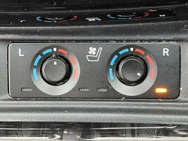 トヨタ アルファード S Cパッケージ 滋賀県 2022(令4)年 6.2万km ホワイトパールクリスタルシャイン 純正ディスプレイオーディオ/(Bluetooth/フルセグ/carplay)/サンルーフ/フリップダウンモニター/トヨタセーフティーセンス/・プリクラッシュセーフティ/・レーダークルーズコントロール/・レーンキープアシスト/・標識認識/・先行車発進告知/・Autoハイビーム/LEDオートライト/レザーシート/パワーシート(D席メモリ付き)/シートヒーター/ベンチレーション/ステアリングヒーター/バックカメラ/両側電動スライドドア/電動リアゲート/電動パーキング/ブレーキホールド/電動格納ミラー/ビルトインETC/USB/スペアキー