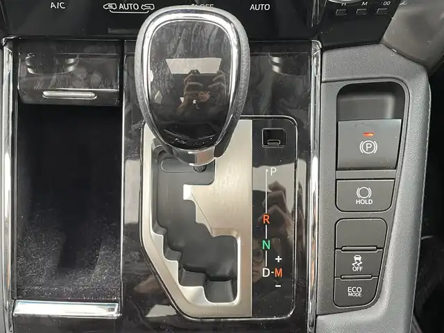 トヨタ アルファード S Cパッケージ 滋賀県 2022(令4)年 6.2万km ホワイトパールクリスタルシャイン 純正ディスプレイオーディオ/(Bluetooth/フルセグ/carplay)/サンルーフ/フリップダウンモニター/トヨタセーフティーセンス/・プリクラッシュセーフティ/・レーダークルーズコントロール/・レーンキープアシスト/・標識認識/・先行車発進告知/・Autoハイビーム/LEDオートライト/レザーシート/パワーシート(D席メモリ付き)/シートヒーター/ベンチレーション/ステアリングヒーター/バックカメラ/両側電動スライドドア/電動リアゲート/電動パーキング/ブレーキホールド/電動格納ミラー/ビルトインETC/USB/スペアキー
