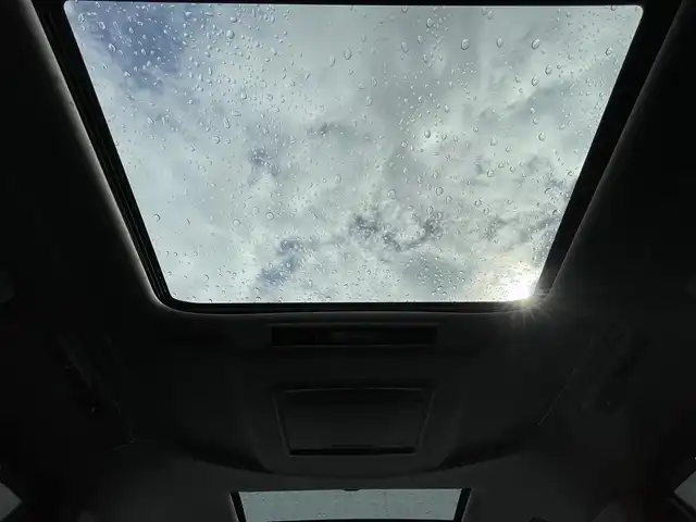 トヨタ アルファード S Cパッケージ 滋賀県 2022(令4)年 6.2万km ホワイトパールクリスタルシャイン 純正ディスプレイオーディオ/(Bluetooth/フルセグ/carplay)/サンルーフ/フリップダウンモニター/トヨタセーフティーセンス/・プリクラッシュセーフティ/・レーダークルーズコントロール/・レーンキープアシスト/・標識認識/・先行車発進告知/・Autoハイビーム/LEDオートライト/レザーシート/パワーシート(D席メモリ付き)/シートヒーター/ベンチレーション/ステアリングヒーター/バックカメラ/両側電動スライドドア/電動リアゲート/電動パーキング/ブレーキホールド/電動格納ミラー/ビルトインETC/USB/スペアキー