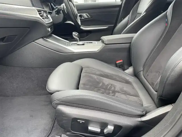 ＢＭＷ ３２０ｉ Mスポーツ 東京都 2020(令2)年 2万km ミネラルグレー 純正ナビ/（BT/FM/AM/Apple CarPlay/Android Auto）/アクティブクルーズコントロール/レーンチェンジアシスト/レーンコントロールアシスト/レーンチェンジウォーニング/オートマチックハイビーム/全方位カメラ/コーナーセンサー/パドルシフト/シートヒーター（D/N）/パワーシート（D/N）/オートホールド/ハーフレザーシート/パワーバックドア/スマートキー/スペアキー/ETC2.0