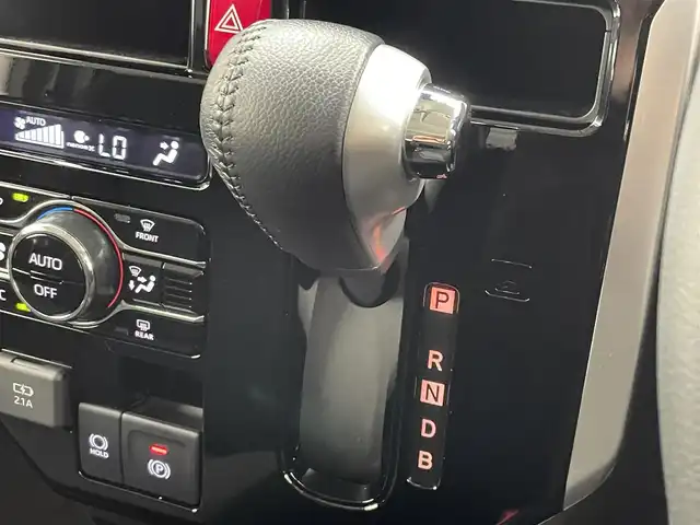 トヨタ ルーミー カスタムG－T 茨城県 2023(令5)年 2.9万km パールホワイトⅢ 純正9型ナビ/バックカメラ/フルセグ/USB/HDMI/衝突被害軽減ブレーキ/車線逸脱抑制装置/レーダークルーズコントロール/オートマチックハイビーム/クリアランスソナー/両側電動スライドドア/ETC/ドラレコ/シートヒーター/純正15インチAW/LEDヘッドライト/スマートキー