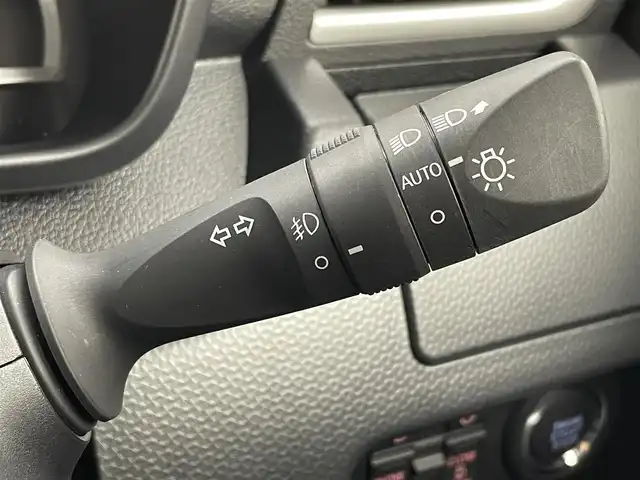 トヨタ ルーミー カスタムG－T 茨城県 2023(令5)年 2.9万km パールホワイトⅢ 純正9型ナビ/バックカメラ/フルセグ/USB/HDMI/衝突被害軽減ブレーキ/車線逸脱抑制装置/レーダークルーズコントロール/オートマチックハイビーム/クリアランスソナー/両側電動スライドドア/ETC/ドラレコ/シートヒーター/純正15インチAW/LEDヘッドライト/スマートキー