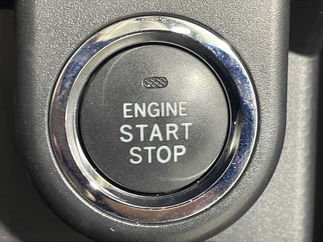 ダイハツ トール カスタムG リミテッド SAⅢ 沖縄県 2019(平31)年 2.8万km ブラックマイカメタリック 禁煙車/県外仕入れ/純正ナビ/【CD/DVD/フルセグTV/BT】/全方位カメラ/ETC/ステアリングリモコン/両側パワースライドドア/衝突被害軽減システム/クルーズコントロール/前後コーナーセンサー/オートマチックハイビーム/LEDヘッドライト/オートライト/スマートキー