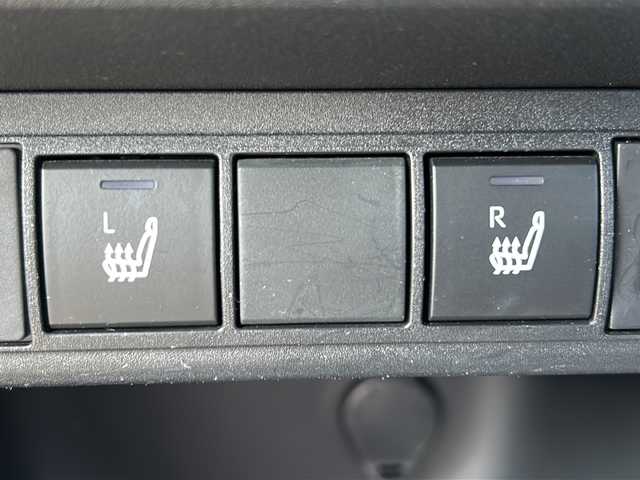 トヨタ ヤリスクロス ハイブリッド Z 茨城県 2024(令6)年 1.8万km ブラックマイカ 純正8インチナビ/パノラミックビューモニター/ビルドインETC/シートヒーター/パワーシート/ハーフレザーシート/スマートキー/プッシュスタート/トヨタセーフティセンス/レーンキープアシスト/衝突被害軽減システム/パーキングアシスト/パーキングサポートブレーキ/ロードサインアシスト/レーダークルーズコントロール/LEDオートライト/オートマチックハイビーム/USBポート/ステアリングスイッチ/ステアリングヒーター/ブレーキホールド