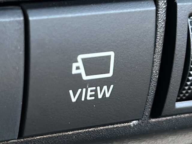 トヨタ ヤリスクロス ハイブリッド Z 茨城県 2024(令6)年 1.8万km ブラックマイカ 純正8インチナビ/パノラミックビューモニター/ビルドインETC/シートヒーター/パワーシート/ハーフレザーシート/スマートキー/プッシュスタート/トヨタセーフティセンス/レーンキープアシスト/衝突被害軽減システム/パーキングアシスト/パーキングサポートブレーキ/ロードサインアシスト/レーダークルーズコントロール/LEDオートライト/オートマチックハイビーム/USBポート/ステアリングスイッチ/ステアリングヒーター/ブレーキホールド