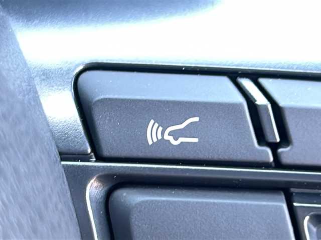 トヨタ ヤリスクロス ハイブリッド Z 茨城県 2024(令6)年 1.8万km ブラックマイカ 純正8インチナビ/パノラミックビューモニター/ビルドインETC/シートヒーター/パワーシート/ハーフレザーシート/スマートキー/プッシュスタート/トヨタセーフティセンス/レーンキープアシスト/衝突被害軽減システム/パーキングアシスト/パーキングサポートブレーキ/ロードサインアシスト/レーダークルーズコントロール/LEDオートライト/オートマチックハイビーム/USBポート/ステアリングスイッチ/ステアリングヒーター/ブレーキホールド