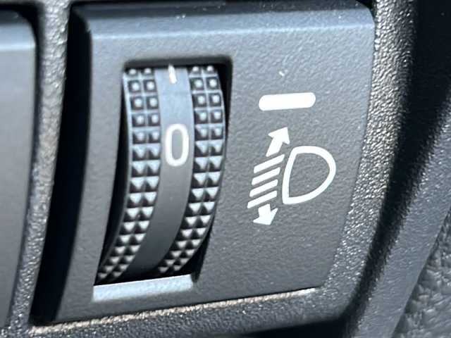 トヨタ ヤリスクロス ハイブリッド Z 茨城県 2024(令6)年 1.8万km ブラックマイカ 純正8インチナビ/パノラミックビューモニター/ビルドインETC/シートヒーター/パワーシート/ハーフレザーシート/スマートキー/プッシュスタート/トヨタセーフティセンス/レーンキープアシスト/衝突被害軽減システム/パーキングアシスト/パーキングサポートブレーキ/ロードサインアシスト/レーダークルーズコントロール/LEDオートライト/オートマチックハイビーム/USBポート/ステアリングスイッチ/ステアリングヒーター/ブレーキホールド