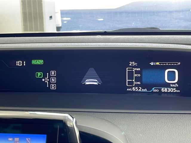 トヨタ プリウス ＰＨＶ S ナビパッケージ 岐阜県 2019(平31)年 6.9万km ホワイトパールクリスタルシャイン 純正11.6インチナビ（E6003）/（AM、FM、Bluetooth、フルセグTV、AUX）/バックカメラ/ビルトインETC2.0/純正前方ドラレコ/シートヒーター/ステアリングヒーター/クルーズコントロール/トヨタセーフティーセンス/LEDヘッドライト/オートマチックハイビーム/レーンキープアシスト
