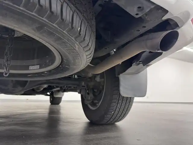 トヨタ ランドクルーザー プラド TX Lパッケージ ブラックED 三重県 2021(令3)年 5.5万km ホワイトパールクリスタルシャイン 2.8L ディーゼルターボ/パートタイム4WD/MTモード付フロア6AT/アルパイン 9インチ『ビッグX』/（AM/FM/CD/DVD/TV/SD/SDREC/USB/Bluetooth/HDMI/CarPlay/AndroidAuto）/バックカメラ/ドライブレコーダー 前方/ビルトイン ETC/Toyota Safety Sense/・プリクラッシュセーフティ/・レーンディパーチャーアラート/・レーダークルコン/・オートハイビーム/・ロードサインアシスト/・先行車発進告知機能/・オートハイビーム/・ダウンヒルアシストコントロール*/・クリアランスソナー/など/装備/・【OP】ムーンルーフ/ブラックルーフレール/・本革シート（ブラック）/・シートヒーター＆ベンチレーション（D/N）/・パワーシート（D8way/N4way）/・左右独立オートエアコン/・オートライト＆ハイビーム/・LED ヘッドランプ＋フロントフォグランプ/・センターデフロック*/・2速発進機能*/・DPF手動再生機能*/・専用 純正18inAW/・保/取/ナビ取/・スマートキーx2/など/*…ディーゼルのみ