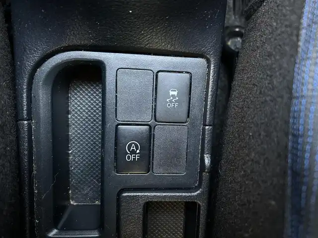 トヨタ ヴィッツ F 福岡県 2015(平27)年 7.7万km ホワイトパールクリスタルシャイン SDナビ(BT、Bカメラ、フルセグTV、CD/DVD、AUX)/純正フロアマット/横滑り防止/社外ETC/スマートキー