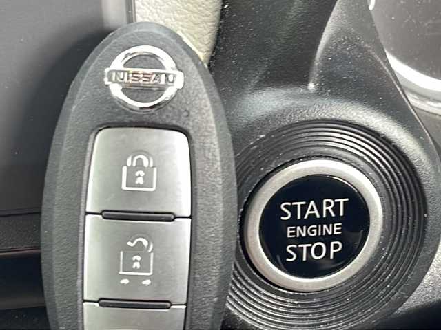 日産 デイズ X 山口県 2019(令1)年 2.3万km アッシュブラウンメタリック プッシュスタート/スマートキー(スペアキー有）/オーディオ/・CD/・AM/FM/・AUX/オートライト/オートエアコン/純正フロアマット/純正アルミホイール/バックカメラ/電動格納ミラー/ドアバイザー/取説/保証書/ワンオーナー/安全装備/・アイドリングストップ/・VDC（ビークルダイナミクスコントロール）/・ヒルスタートアシスト/・インテリジェント エマージェンシーブレーキ/・LDW（車線逸脱警報）/・踏み間違い衝突防止アシスト/・エマージェンシーストップシグナル/・フロント&バックソナー/・SOSコール/・インテリジェント FCW（前方衝突予測警報）/・インテリジェント DA（ふらつき警報）/・標識検知機能/・先行車発進お知らせ/・ABS（アンチロックブレーキシステム）