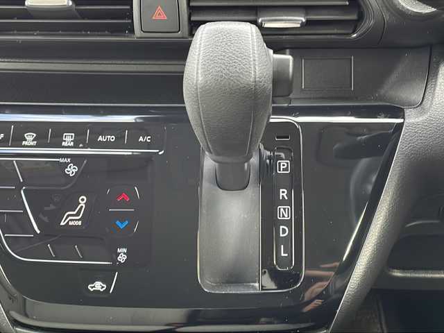 日産 デイズ X 山口県 2019(令1)年 2.3万km アッシュブラウンメタリック プッシュスタート/スマートキー(スペアキー有）/オーディオ/・CD/・AM/FM/・AUX/オートライト/オートエアコン/純正フロアマット/純正アルミホイール/バックカメラ/電動格納ミラー/ドアバイザー/取説/保証書/ワンオーナー/安全装備/・アイドリングストップ/・VDC（ビークルダイナミクスコントロール）/・ヒルスタートアシスト/・インテリジェント エマージェンシーブレーキ/・LDW（車線逸脱警報）/・踏み間違い衝突防止アシスト/・エマージェンシーストップシグナル/・フロント&バックソナー/・SOSコール/・インテリジェント FCW（前方衝突予測警報）/・インテリジェント DA（ふらつき警報）/・標識検知機能/・先行車発進お知らせ/・ABS（アンチロックブレーキシステム）