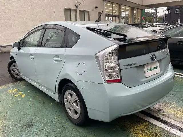 トヨタ プリウス S 静岡県 2011(平23)年 8.1万km アクアマイカメタリック 純正ナビ/ワンセグTV/CD/バックカメラ/ETC/オートライト/ステアリングスイッチ/スマートキー/取扱説明書