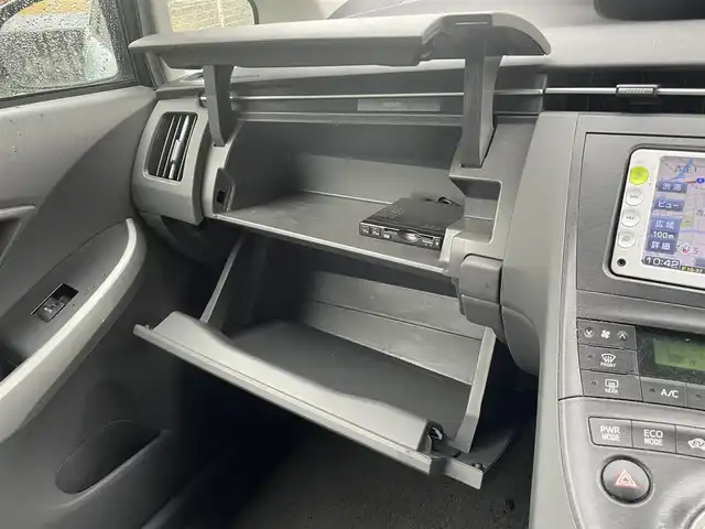 トヨタ プリウス S 静岡県 2011(平23)年 8.1万km アクアマイカメタリック 純正ナビ/ワンセグTV/CD/バックカメラ/ETC/オートライト/ステアリングスイッチ/スマートキー/取扱説明書