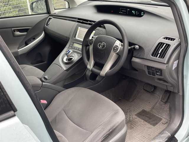 トヨタ プリウス S 静岡県 2011(平23)年 8.1万km アクアマイカメタリック 純正ナビ/ワンセグTV/CD/バックカメラ/ETC/オートライト/ステアリングスイッチ/スマートキー/取扱説明書