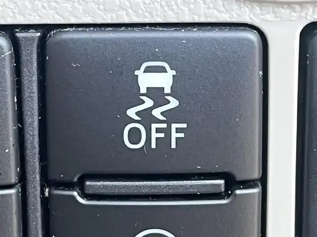 ダイハツ タント L 岡山県 2017(平29)年 7.8万km コットンアイボリー 登録時走行距離77910Km/社外7V型ナビ/ワンセグTV（AM.FM.CD.DVD.TV.SD）/ETC/両側スライドドア/ミラクルオープンドア/横滑り防止装置/アイドリングストップ/フロアマット/リモコンキー