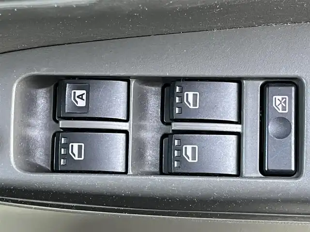 ダイハツ タント L 岡山県 2017(平29)年 7.8万km コットンアイボリー 登録時走行距離77910Km/社外7V型ナビ/ワンセグTV（AM.FM.CD.DVD.TV.SD）/ETC/両側スライドドア/ミラクルオープンドア/横滑り防止装置/アイドリングストップ/フロアマット/リモコンキー