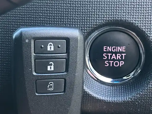 トヨタ スペイド F クイーン 道南・函館 2016(平28)年 2.7万km ブラック /純正ナビ//ワンセグTV//純正エンジンスターター//バックカメラ//ワンオーナー//寒冷地仕様//片側パワースライドドア//ワイパーデアイサー//スマートキー//エンジンプッシュスタート//保証書