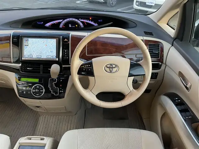 トヨタ エスティマ アエラス 東京都 2013(平25)年 9.2万km ホワイトパールクリスタルシャイン