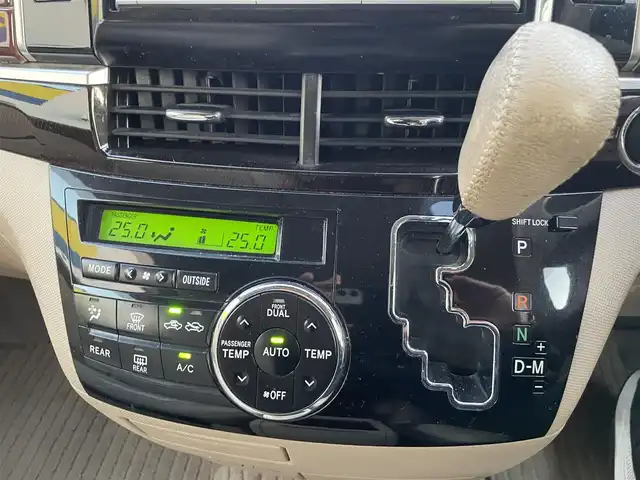 トヨタ エスティマ アエラス 東京都 2013(平25)年 9.2万km ホワイトパールクリスタルシャイン