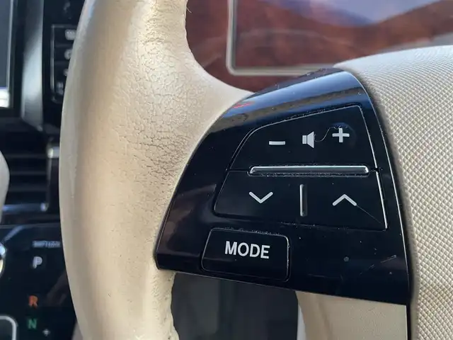 トヨタ エスティマ アエラス 東京都 2013(平25)年 9.2万km ホワイトパールクリスタルシャイン