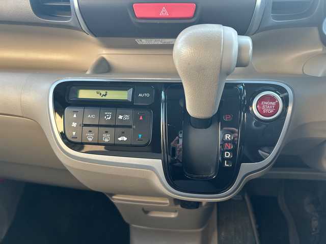 ホンダ Ｎ ＢＯＸ G Lパッケージ 富山県 2012(平24)年 9.2万km クールミストメタリック スマートキー/パワースライドドア/純正メモリーナビ(VXM-164CSi)/CD/BT/デジタルTV/バックカメラ/ETC/電格ミラー/前後ドラレコ(ZDR016)/プッシュスタート/ステアリングスイッチ/ヘッドライトレベライザー/コンビニフック/アイドリングストップ/コンビニフック/横滑り防止装置/純正14インチAW/取説・ナビ取説/社外AWスタッドレス車載(155/65R14)