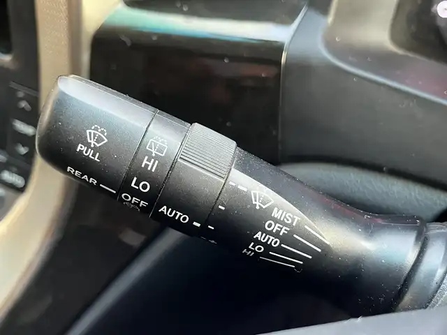 トヨタ アルファード 240S プライムセレⅡ ゴールド 栃木県 2011(平23)年 9.7万km ホワイトパールクリスタルシャイン (株)IDOMが運営する【じしゃロン宇都宮店】の自社ローン対象車両になります。こちらは現金ご利用時の価格です。自社ローンご希望の方は別途その旨お申付け下さい。/サンルーフ/フリップダウンモニター/社外ナビ/バックカメラ/両側パワースライドドア/フルセグ/Ｂｌｕｅｔｏｏｔｈ/ＥＴＣ/スマートキー/パワーバックドア/ＨＩＤヘッドライト/オートライト