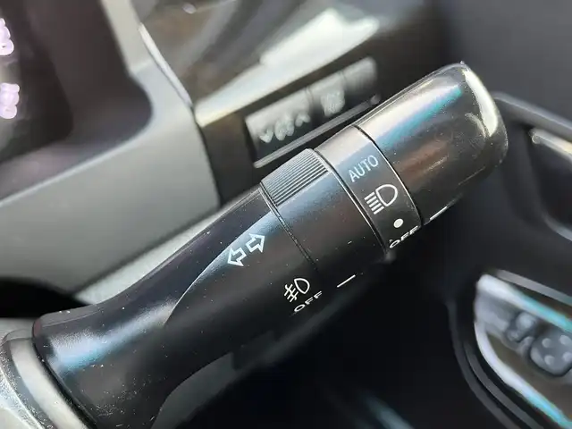 トヨタ アルファード 240S プライムセレⅡ ゴールド 栃木県 2011(平23)年 9.7万km ホワイトパールクリスタルシャイン (株)IDOMが運営する【じしゃロン宇都宮店】の自社ローン対象車両になります。こちらは現金ご利用時の価格です。自社ローンご希望の方は別途その旨お申付け下さい。/サンルーフ/フリップダウンモニター/社外ナビ/バックカメラ/両側パワースライドドア/フルセグ/Ｂｌｕｅｔｏｏｔｈ/ＥＴＣ/スマートキー/パワーバックドア/ＨＩＤヘッドライト/オートライト