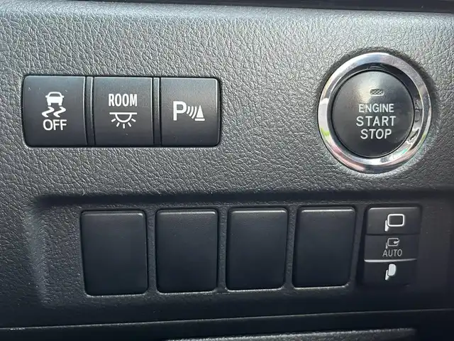 トヨタ アルファード 240S プライムセレⅡ ゴールド 栃木県 2011(平23)年 9.7万km ホワイトパールクリスタルシャイン (株)IDOMが運営する【じしゃロン宇都宮店】の自社ローン対象車両になります。こちらは現金ご利用時の価格です。自社ローンご希望の方は別途その旨お申付け下さい。/サンルーフ/フリップダウンモニター/社外ナビ/バックカメラ/両側パワースライドドア/フルセグ/Ｂｌｕｅｔｏｏｔｈ/ＥＴＣ/スマートキー/パワーバックドア/ＨＩＤヘッドライト/オートライト