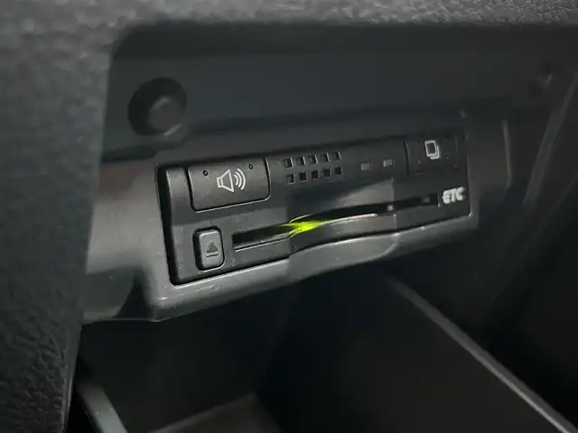 トヨタ アルファード 240S プライムセレⅡ ゴールド 栃木県 2011(平23)年 9.7万km ホワイトパールクリスタルシャイン (株)IDOMが運営する【じしゃロン宇都宮店】の自社ローン対象車両になります。こちらは現金ご利用時の価格です。自社ローンご希望の方は別途その旨お申付け下さい。/サンルーフ/フリップダウンモニター/社外ナビ/バックカメラ/両側パワースライドドア/フルセグ/Ｂｌｕｅｔｏｏｔｈ/ＥＴＣ/スマートキー/パワーバックドア/ＨＩＤヘッドライト/オートライト