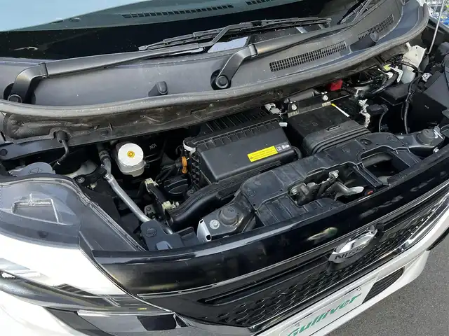 日産 ルークス ハイウェイスター Gターボ 滋賀県 2020(令2)年 5.3万km ホワイトパール 純正９インチナビ/(CD/DVD/USB/Bluetooth/フルセグTV)/プロパイロット/アラウンドビューモニター/クリアランスソナー/レーダークルーズコントロール/両側パワースライドドア/ETC/ドライブレコーダー/ステアリングスイッチ/オートライト/オートハイビーム/LEDヘッドライト/スペアキー