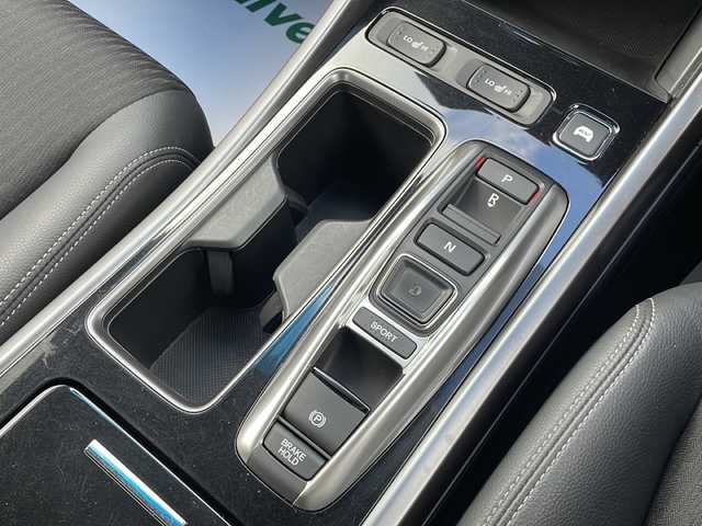 ホンダ アコード ハイブリッド EX 岩手県 2017(平29)年 2万km ホワイトオーキッドパール ワンオーナー/純正ナビ(CD/DVD/ラジオ/HDMI/USB/BT)/フルセグテレビ/バックカメラ/前席シートヒーター/前席パワーシート(D席メモリー機能付き)/ハーフレザーシート/衝突軽減ブレーキ/車線維持支援システム/レーダークルーズコントロール/コーナーセンサー/横滑り防止機能/パドルシフト/LEDヘッドライト/フォグランプ/純正18inアルミホイール/純正フロアマット/プッシュスタート/スマートキー(×2)/ステアリングスイッチ/電動格納ミラー/ウィンカーミラー/ドアバイザー/取説＆保証書