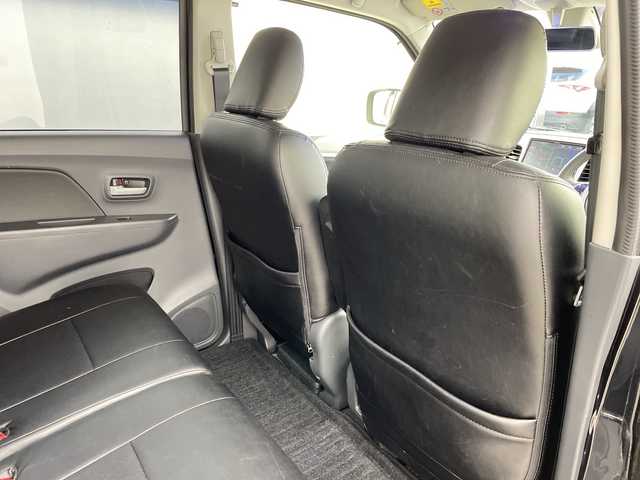 スズキ ワゴンＲ FZ 兵庫県 2016(平28)年 3.6万km ブルーイッシュブラックパール3 ・純正ナビ/・レザー調シートカバー/・シートヒーター/・純正フロアマット/・衝突軽減ブレーキ/・LEDヘッドライト/・横滑り防止/・アイドリングストップ/・ステアリングスイッチ/・社外14インチアルミホイール/・スマートキー/・スペアキー/・プッシュスタート/・取扱説明書/・保証書/・ドアバイザー