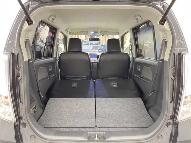 スズキ ワゴンＲ FZ 兵庫県 2016(平28)年 3.6万km ブルーイッシュブラックパール3 ・純正ナビ/・レザー調シートカバー/・シートヒーター/・純正フロアマット/・衝突軽減ブレーキ/・LEDヘッドライト/・横滑り防止/・アイドリングストップ/・ステアリングスイッチ/・社外14インチアルミホイール/・スマートキー/・スペアキー/・プッシュスタート/・取扱説明書/・保証書/・ドアバイザー