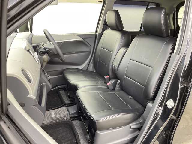 スズキ ワゴンＲ FZ 兵庫県 2016(平28)年 3.6万km ブルーイッシュブラックパール3 ・純正ナビ/・レザー調シートカバー/・シートヒーター/・純正フロアマット/・衝突軽減ブレーキ/・LEDヘッドライト/・横滑り防止/・アイドリングストップ/・ステアリングスイッチ/・社外14インチアルミホイール/・スマートキー/・スペアキー/・プッシュスタート/・取扱説明書/・保証書/・ドアバイザー