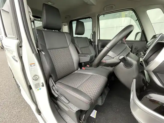 スズキ スペーシア カスタム HYBRID XS 千葉県 2021(令3)年 6.4万km ピュアホワイトP 社外メモリーナビ/フルセグＴＶ/両側パワースライドドア/ＥＴＣ/ハーフレザー/ＢＬＵＥＴＯＯＴＨ/バックカメラ/レーダークルーズコントロール/前席シートヒーター/純正アルミホイール/４ＷＤ