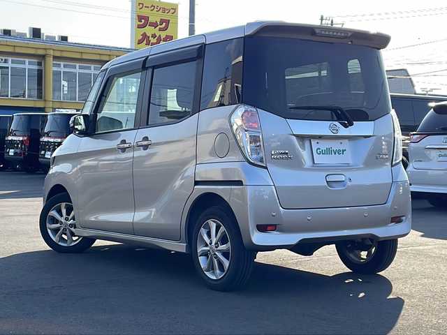 日産 デイズ ルークス ハイウェイスター Xターボ 道北・旭川 2018(平30)年 1.9万km スターリングシルバーメタリック 4WDターボ/純正ナビ/CD/BT/TV/アラウンドビューモニター/片側パワースライドドア/禁煙車/衝突軽減ブレーキ/横滑り防止/レーンキープアシスト/オートライト/オートマチックハイビーム/スペアキー/LEDヘッドライト/シートヒーター/本革巻きステアリング/ステアリングリモコン/取説/保証書/フォグランプ/ウィンカーミラー/ドアバイザー/純正フロアマット