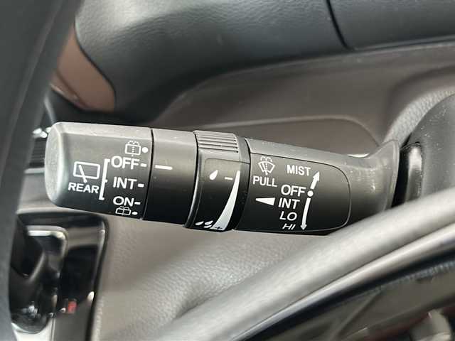 ホンダ Ｎ ＢＯＸ G･L ホンダセンシング カッパーブラウンスタイル 富山県 2019(令1)年 6.5万km プラチナホワイトパール 禁煙車　/純正ＳＤナビ　/地デジ　/ホンダセンシング　/両側電動スライドドア　/バックカメラ　/コーナーセンサー/２トーンカラー　/ＬＥＤヘッドライト　/レーダークルーズコントロール　/スマートキー　/純正アルミホイール/純正オーディオ/ウィンカーミラー/電動格納ミラー/アイドリングストップ/ビルトイETC/プッシュスタート