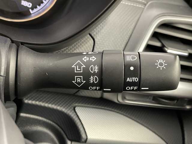 スバル フォレスター ハイブリッド アドバンス 新潟県 2021(令3)年 4.4万km クリスタルホワイトP 4WD/純正メモリナビ/　フルセグTV/Bluetooth/CD/DVD/USB/レーダークルーズコントロール/衝突被害軽減ブレーキ/レーンキープアシスト/後方コーナーセンサー/前席パワーシート/ハーフレザーシート/全席シートヒーター/パワーバックドア/ドライブレコーダー/バックモニター/ETC/LEDヘッドライト/横滑り防止装置/オートライト/D席メモリーシート/ステアリングヒーター/パドルシフト/デジタルインナーミラー/BSM(ブラインドスポットモニター)/ステアリングスイッチ/レザーステアリング/禁煙車