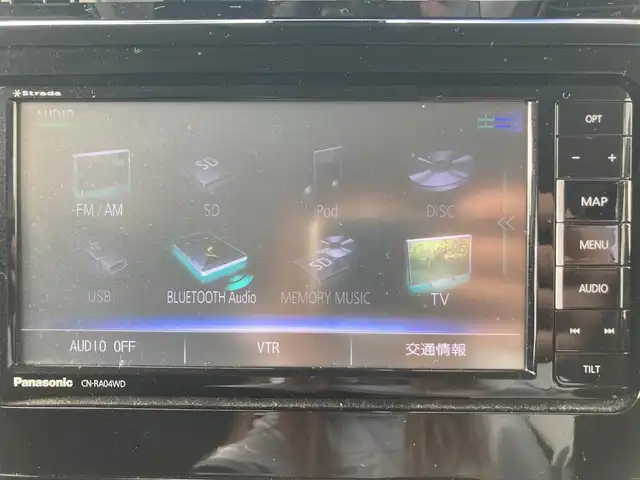 トヨタ タンク カスタムG S 静岡県 2017(平29)年 6.8万km ブライトシルバーM スマートアシストII/社外SDナビ（CN-RA04WD）/　AM FM CD DVD SD MEMORYMUSIC /フルセグTV/ETC/前後ドライブレコーダー/両側パワースライドドア/クルーズコントロール/リアコーナーセンサー/アイドリングストップ/LEDヘッドライト/リアロールサンシェード/ステアリングスイッチ/純正14インチアルミホイール/スマートキー×2本/ドアバイザー/ISOFIX/ワンオーナー/バックモニター