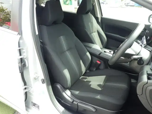 日産 ノート X 千葉県 2020(令2)年 4.9万km ブリリアントシルバー エマージェンシーブレーキ/プロパイロット/インテリジェントクルーズコントロール/インテリジェントルームミラー/ワイヤレス充電/9インチ純正コネクトナビ/地デジTV/【Bluetooth接続】/アラウンドビューモニター/ドライブレコーダー（DH5-S）/ステアリングスイッチ/ETC（2.0）/LEDヘッドライト/フォグライト/ウインカーミラー/コーナーセンサー/サイド/カーテンエアバッグ/インテリジェントキー