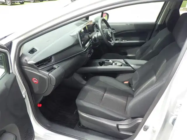 日産 ノート X 千葉県 2020(令2)年 4.9万km ブリリアントシルバー エマージェンシーブレーキ/プロパイロット/インテリジェントクルーズコントロール/インテリジェントルームミラー/ワイヤレス充電/9インチ純正コネクトナビ/地デジTV/【Bluetooth接続】/アラウンドビューモニター/ドライブレコーダー（DH5-S）/ステアリングスイッチ/ETC（2.0）/LEDヘッドライト/フォグライト/ウインカーミラー/コーナーセンサー/サイド/カーテンエアバッグ/インテリジェントキー