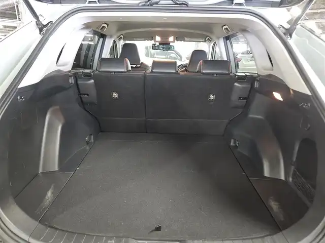 トヨタ ＲＡＶ４ アドベンチャー 香川県 2020(令2)年 7万km アッシュグレーメタリック/アーバンカーキ 〇ワンオーナー/〇４WD/〇純正9インチナビ/〇フルセグTV/〇バックカメラ/〇ビルトインETC2.0/〇ドライブレコーダー/〇全車速追従機能付クルーズコントロール/〇コーナーセンサー/〇セーフティセンス/〇ブラインドスポットモニター/〇3灯式LEDヘッドランプ/〇革巻きステアリングホイール/〇合皮スポーティシート/〇パワーシート/〇純正19インチアルミホイール/〇2トーンルーフ/〇エアロパーツ/〇スマートエントリー/スタートシステム/〇禁煙車