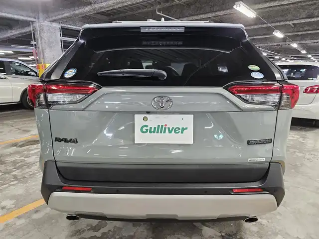 トヨタ ＲＡＶ４ アドベンチャー 香川県 2020(令2)年 7万km アッシュグレーメタリック/アーバンカーキ 〇ワンオーナー/〇４WD/〇純正9インチナビ/〇フルセグTV/〇バックカメラ/〇ビルトインETC2.0/〇ドライブレコーダー/〇全車速追従機能付クルーズコントロール/〇コーナーセンサー/〇セーフティセンス/〇ブラインドスポットモニター/〇3灯式LEDヘッドランプ/〇革巻きステアリングホイール/〇合皮スポーティシート/〇パワーシート/〇純正19インチアルミホイール/〇2トーンルーフ/〇エアロパーツ/〇スマートエントリー/スタートシステム/〇禁煙車