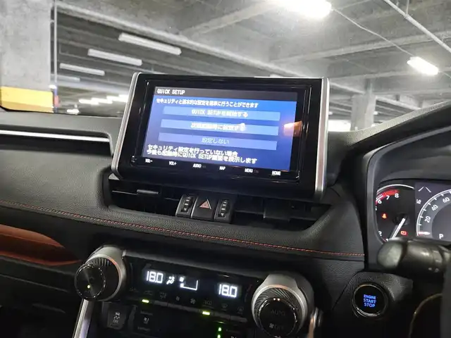 トヨタ ＲＡＶ４ アドベンチャー 香川県 2020(令2)年 7万km アッシュグレーメタリック/アーバンカーキ 〇ワンオーナー/〇４WD/〇純正9インチナビ/〇フルセグTV/〇バックカメラ/〇ビルトインETC2.0/〇ドライブレコーダー/〇全車速追従機能付クルーズコントロール/〇コーナーセンサー/〇セーフティセンス/〇ブラインドスポットモニター/〇3灯式LEDヘッドランプ/〇革巻きステアリングホイール/〇合皮スポーティシート/〇パワーシート/〇純正19インチアルミホイール/〇2トーンルーフ/〇エアロパーツ/〇スマートエントリー/スタートシステム/〇禁煙車