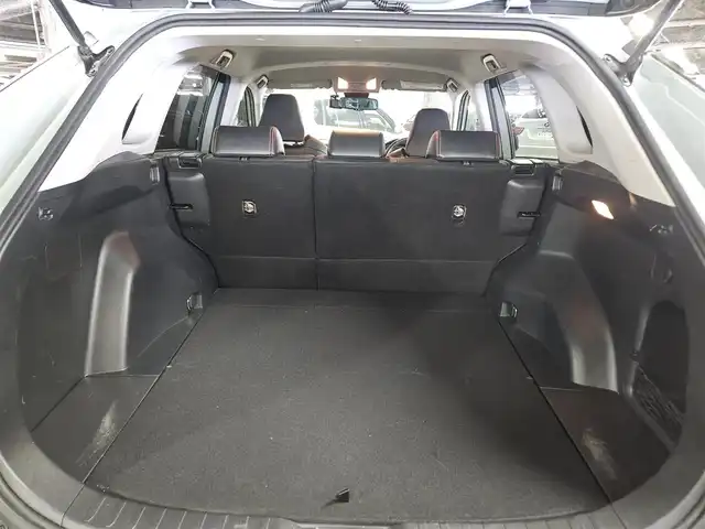 トヨタ ＲＡＶ４ アドベンチャー 香川県 2020(令2)年 7万km アッシュグレーメタリック/アーバンカーキ 4WD/ワンオーナー/純正9型ナビ/フルセグTV/バックカメラ/ビルトインETC2.0/純正ドライブレコーダー/レーダークルーズコントロール/クリアランスソナー/セーフティセンス/・衝突被害軽減ブレーキ/・車線逸脱防止支援システム/・オートマチックハイビーム/・標識認識システム/先行車発進告知機能/LEDヘッドランプ/革巻きステアリング/ステアリングヒーター/合皮スポーティシート/前席エアシート/ヒーター/運転席パワーシート/純正JAOSプロテクター(F/S/Rピラー)/純正19インチアルミホイール/スマートキー/プッシュエンジンスタート/禁煙車